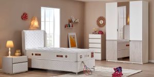 Noptiera Thermo Control Bambi Mobilya antracit cu două sertare și fronturi tapițate matlasate în romburi